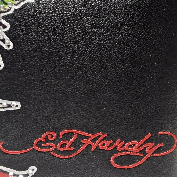 NEW Ed Hardy Black Skull Wristlet With Rhinestones 9"x7' New With Tags - Picture 6 of 6